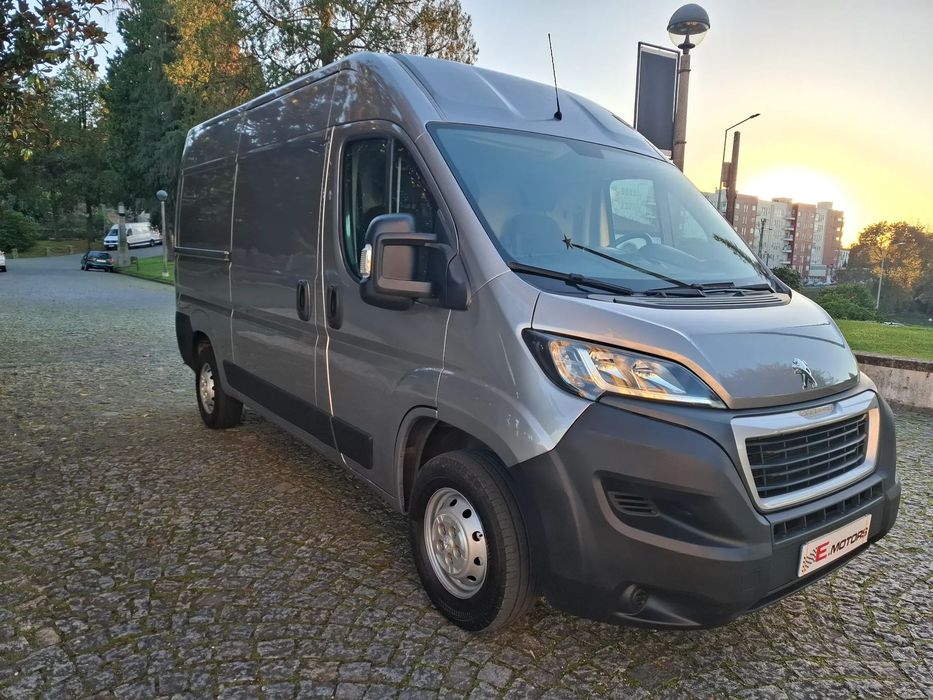 Peugeot Boxer HDi 335 L2