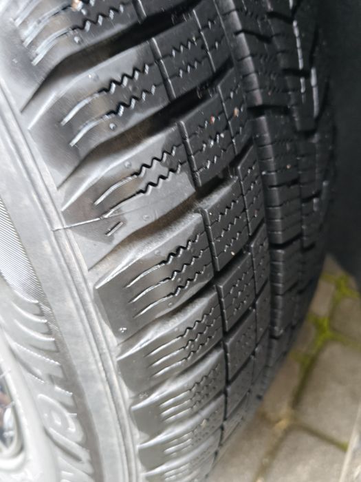 Koła Zima. komplet Ford Kuga 5x108