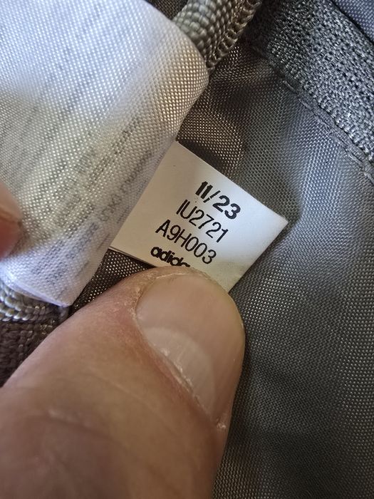 Сумка бананка на пояс тканинна Adidas IU2721 Чорна