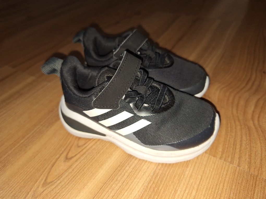 Buty adidas oryginalne 22