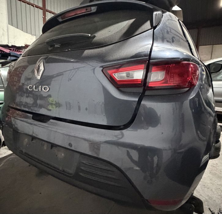 Renault clio 4 Mala/Parachoques/Portas