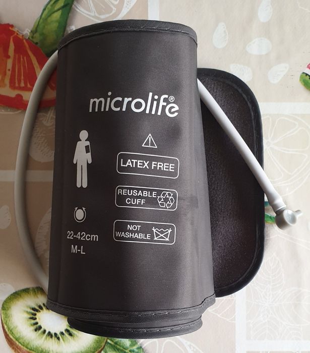 MICROLIFE MANKIET Ciśnieniomierza rozm. M-L 22-42cm Sztywny JAK NOWY