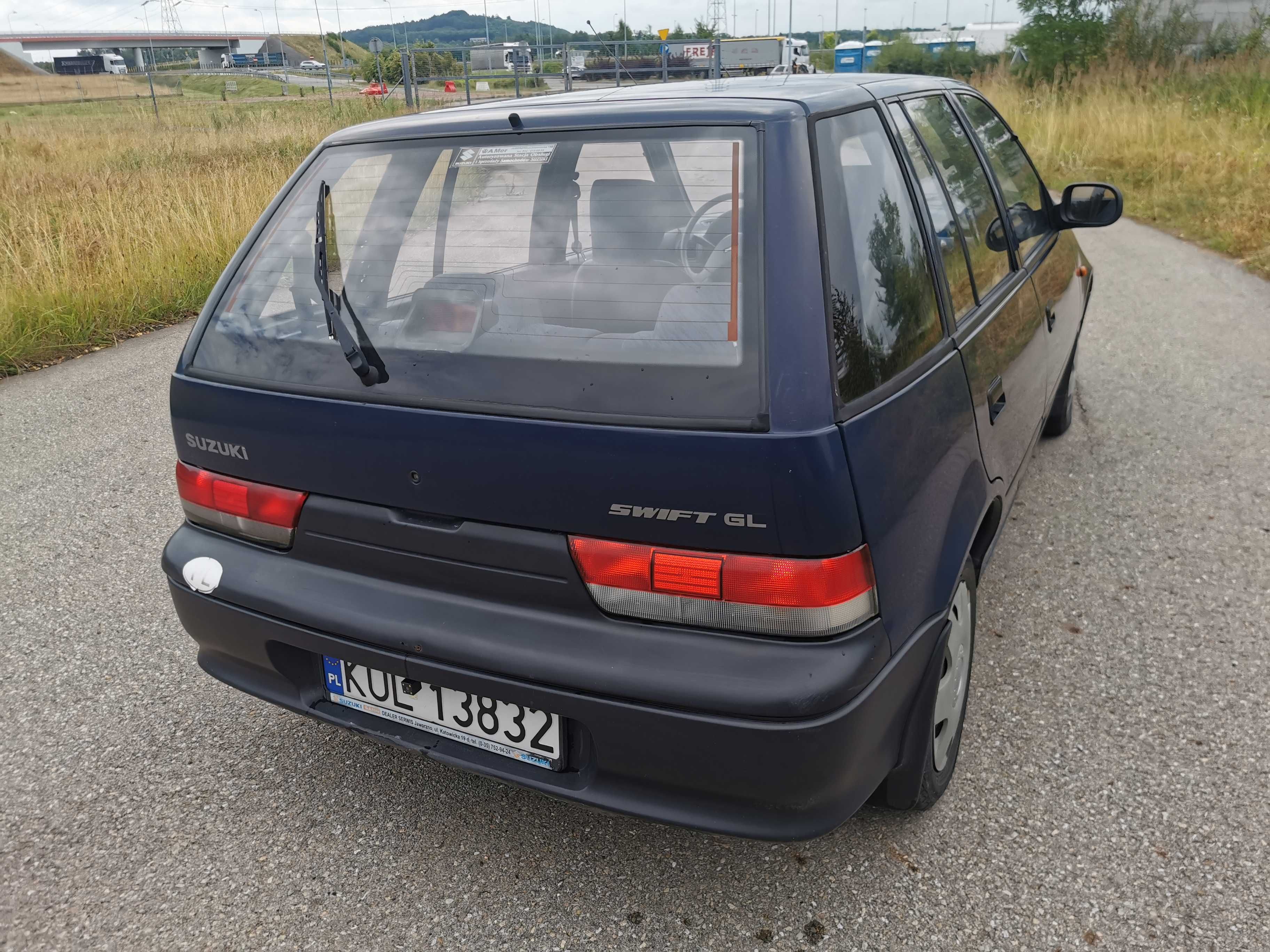 sprzedam suzuki swift 1,0 benzyna