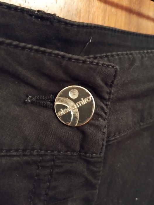 Calções Elena Mirò - em muito bom estado