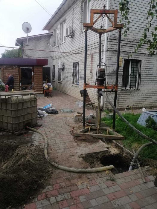 Бурение скважин Киевская область / Буріння у важкодоступних місцях