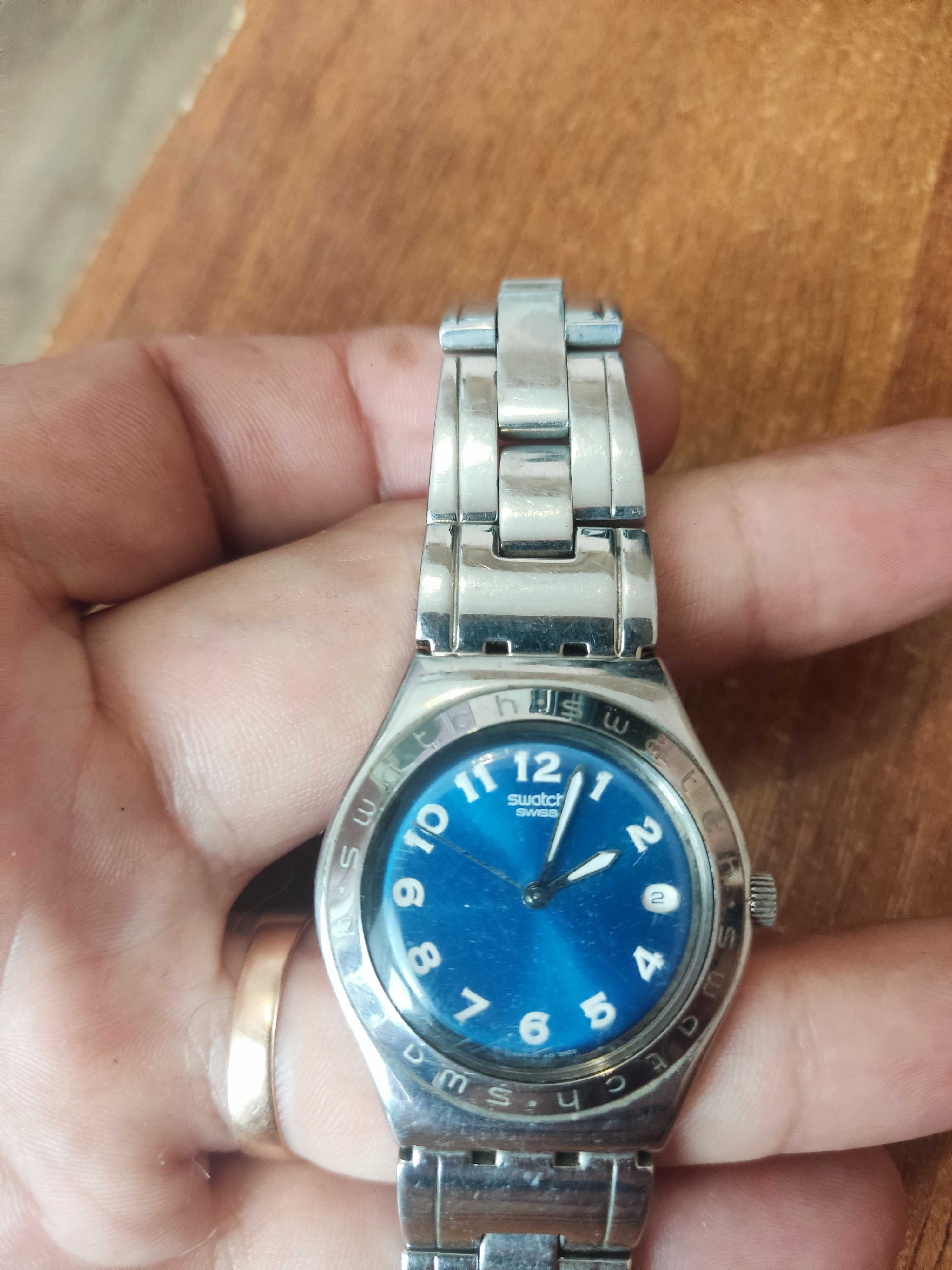 Женские часы Swatch