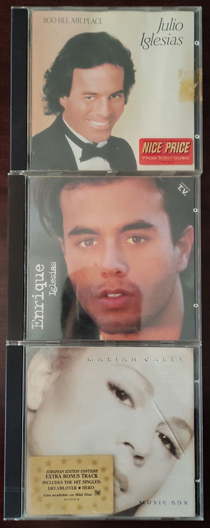 CDs de vários artistas