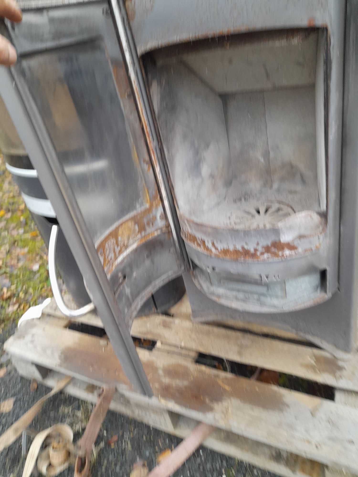 Piec kominkowy kominek z szybą koza