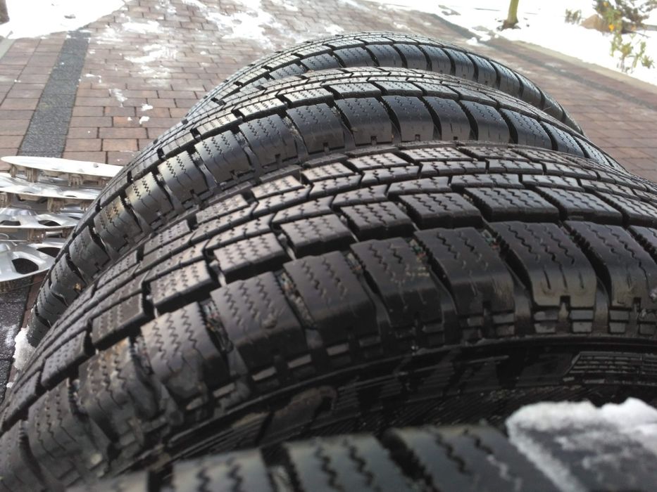 Opony zimowe hankook 195/70 R15c