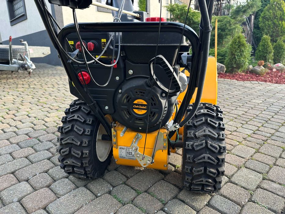 Odśnieżarka CUB Cadet 10KM 75cm do odśnieżania śniegu frezarka