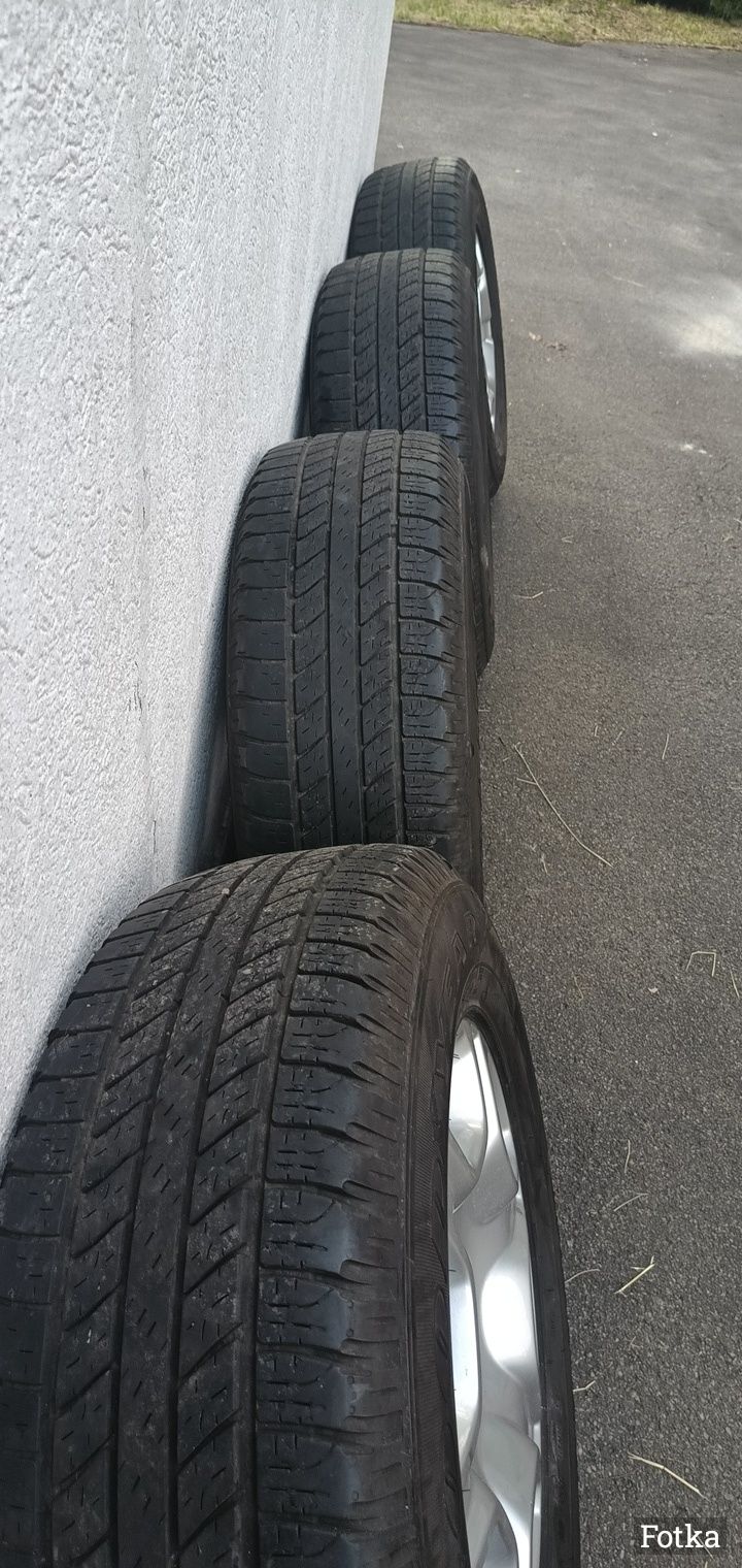 Ford Ranger  alufelgi R17 z oponami