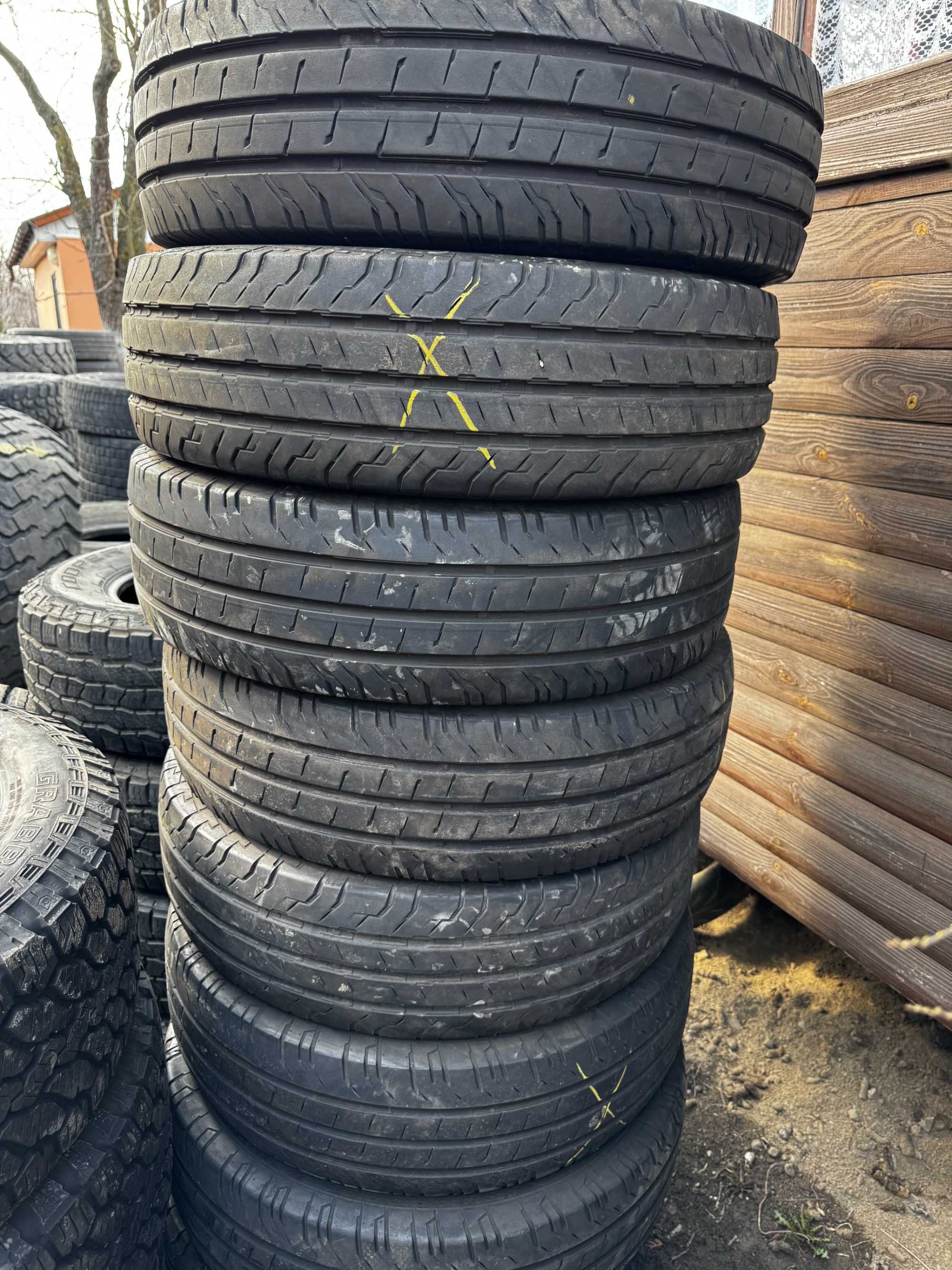 Шини CONTINENTAL 205/75 R16C ContiVanContact 200, 100 літня, цешка