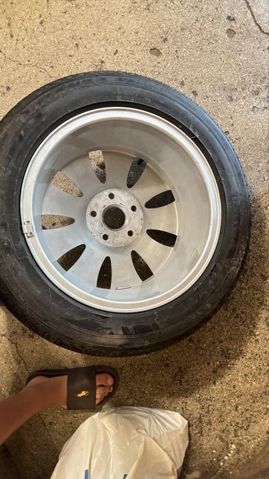 Oryginalna felga AUDI + opona Bridgestone 205/55 R16
