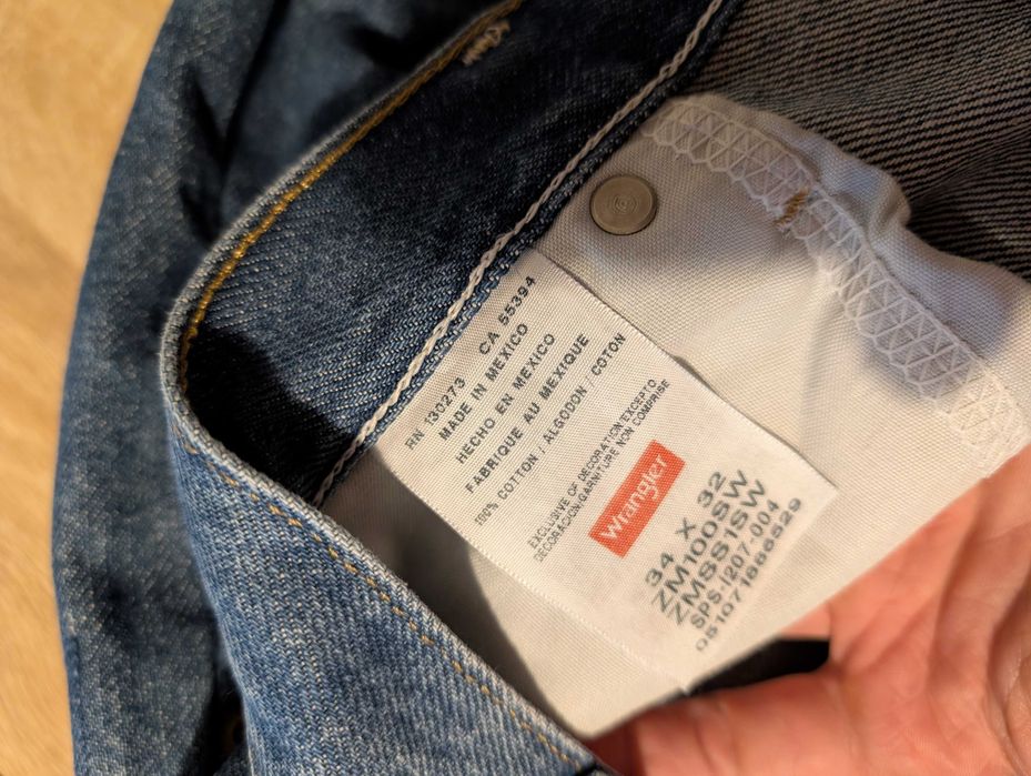 Мужские джинсы Wrangler, размер 34/32, Мексика