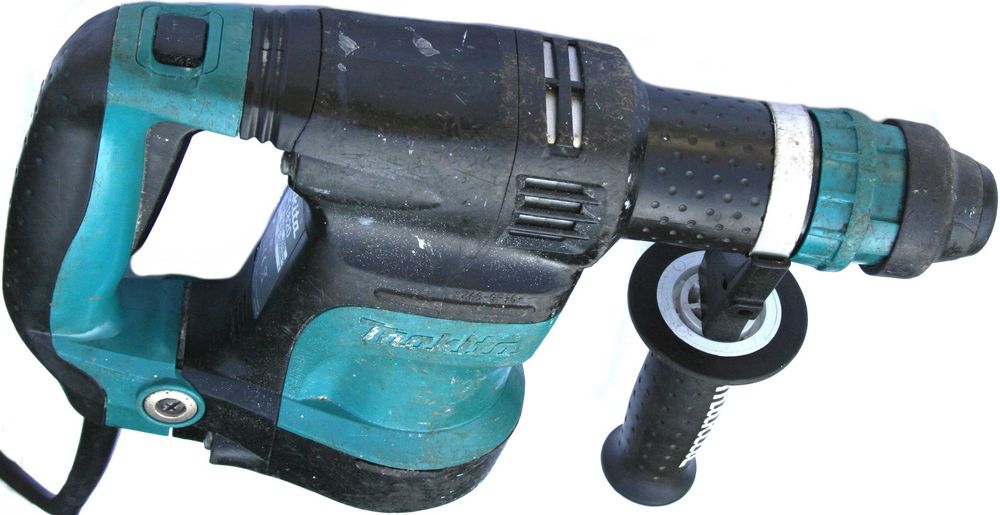Młotek kujący Makita HK1820 dłutownica do płytek sds-plus