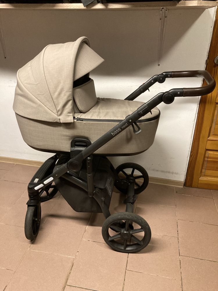 Wózek ROAN BASS NEXT 2w1 / 3w1 / 4w1 baza Isofix Beżowy