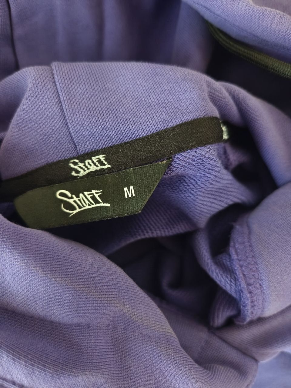 Новий батнік Staff