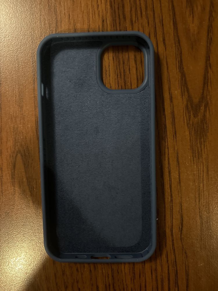 Etui Iphone 13.