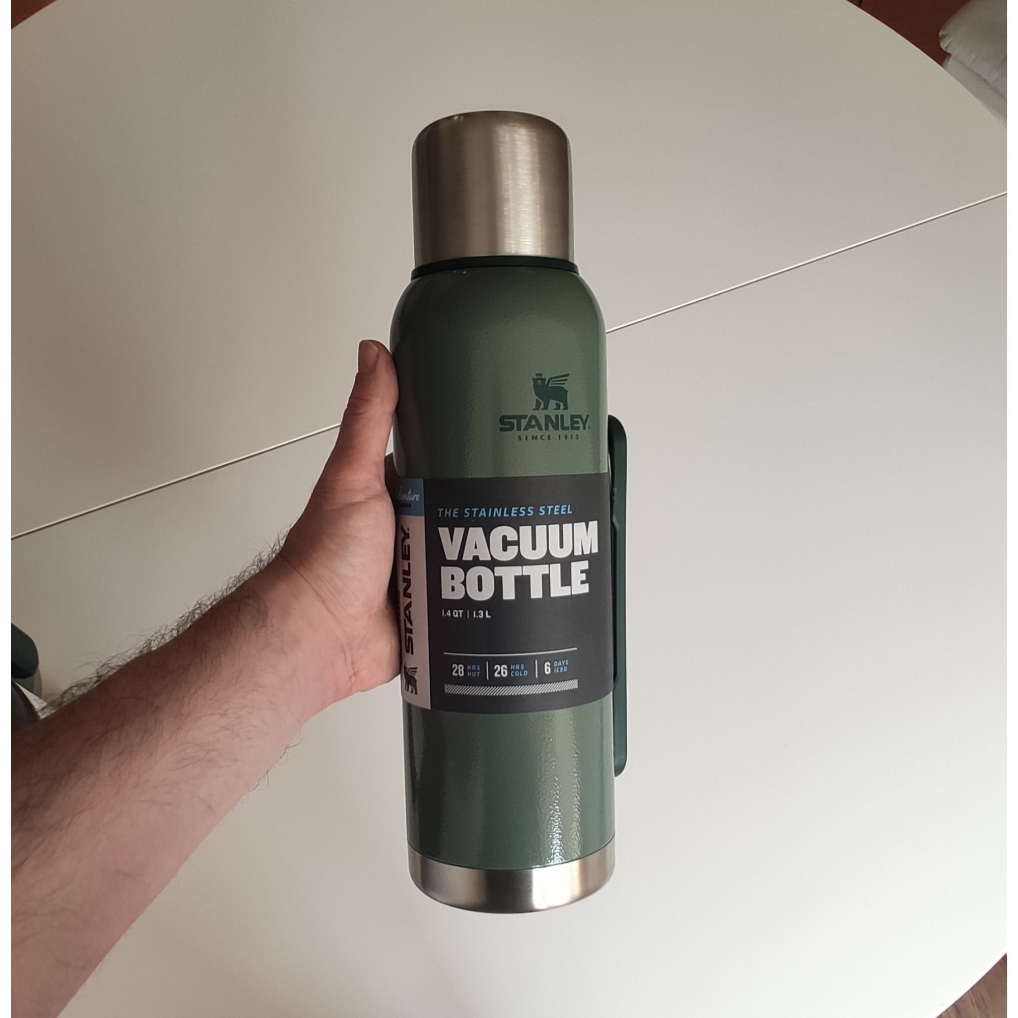 Термос Stanley 1.3л Adventure Vacuum bottle