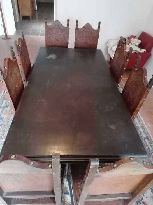 Mobília de sala de jantar clássica, completa