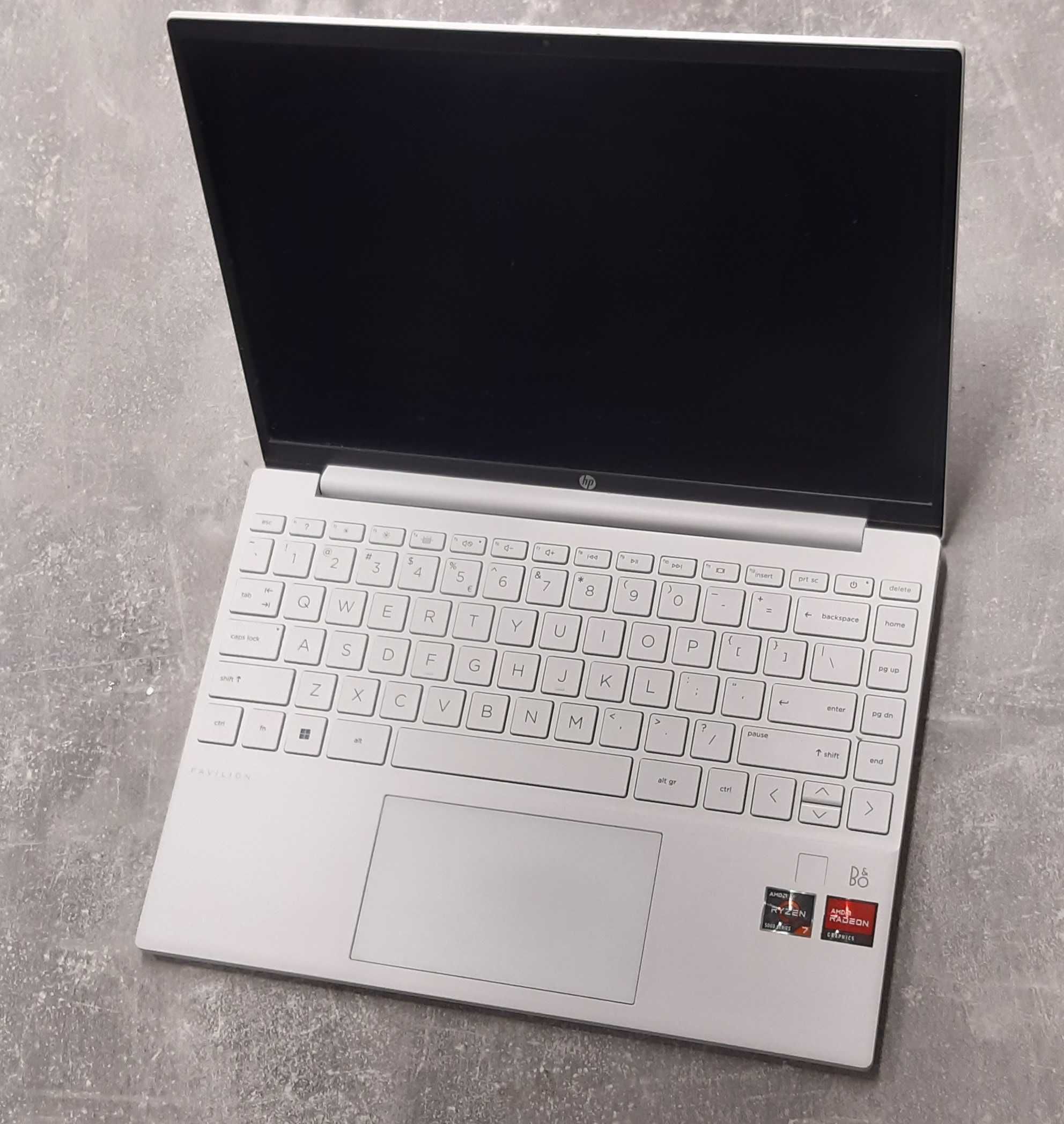 Ultrabook HP dla grafików IPS100%srgb Ryzen 7 16DDR4 DYSK 1TB