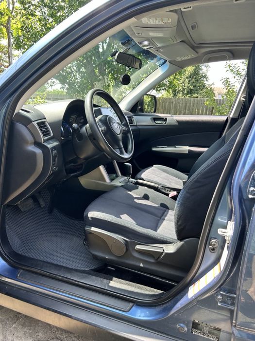 Автомобіль Subaru Forester 2008 p