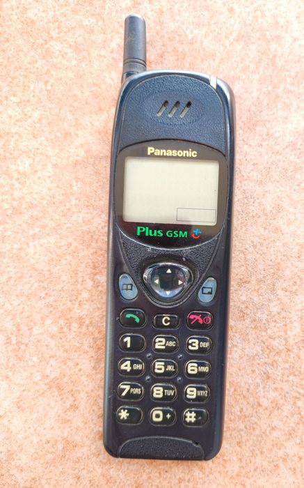 Telefon komórkowy Panasonic G450 retro