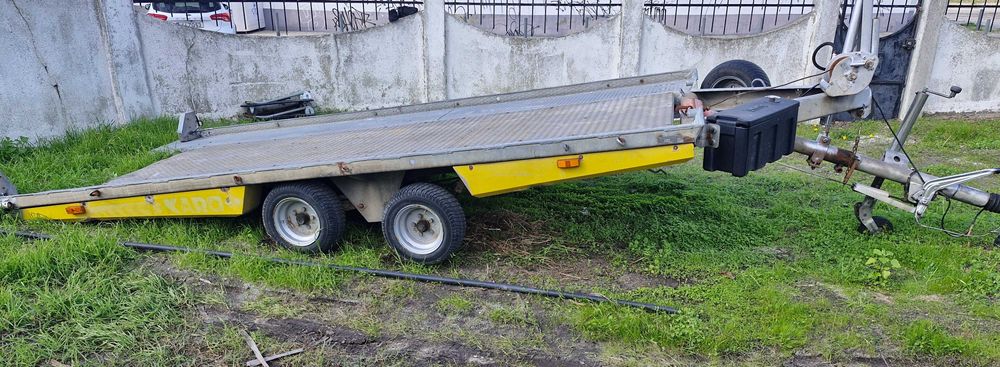 Plataforma/Reboque basculante Karo