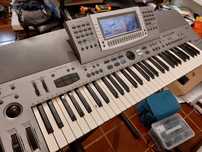 Órgão Technics KN6000