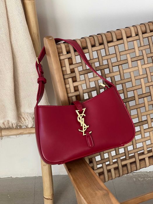 Сумка женская на плечо Yves Saint-Laurent Le 5 à 7 клатч черный Лоран