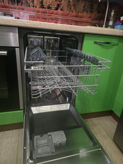Посудомойка, встроенная  BEKO 45см б/у на 9 наборов