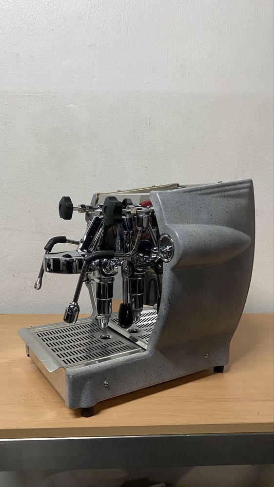 Maquina de café La Nuova Era - Cuadra