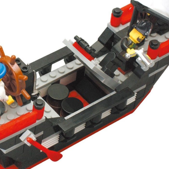 Compatível com LEGO - Navio Pirata - NOVO - 211 Peças