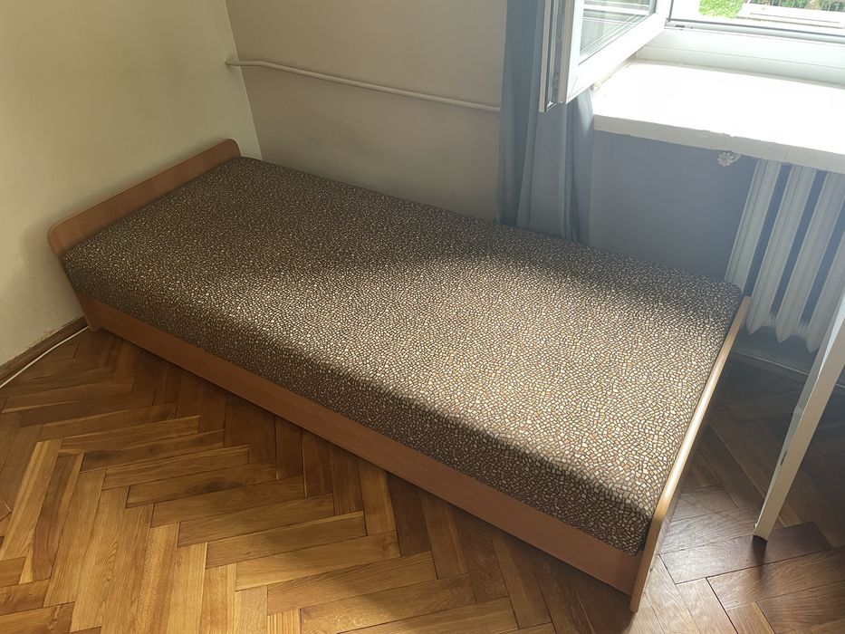 Tapczan 85x190 solidny sprężynowy z pojemnikiem na pościel