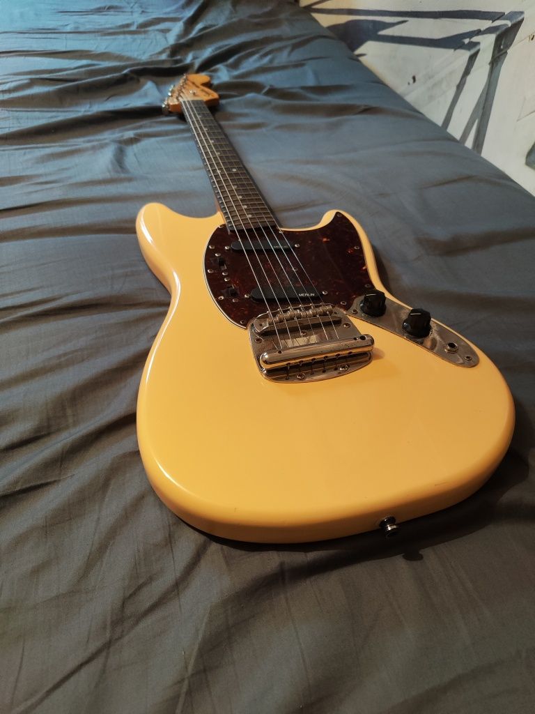 Gitara elektryczna squier mustang classic vibe