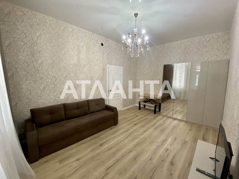 Центр. Однокомнатная квартира с евроремонтом