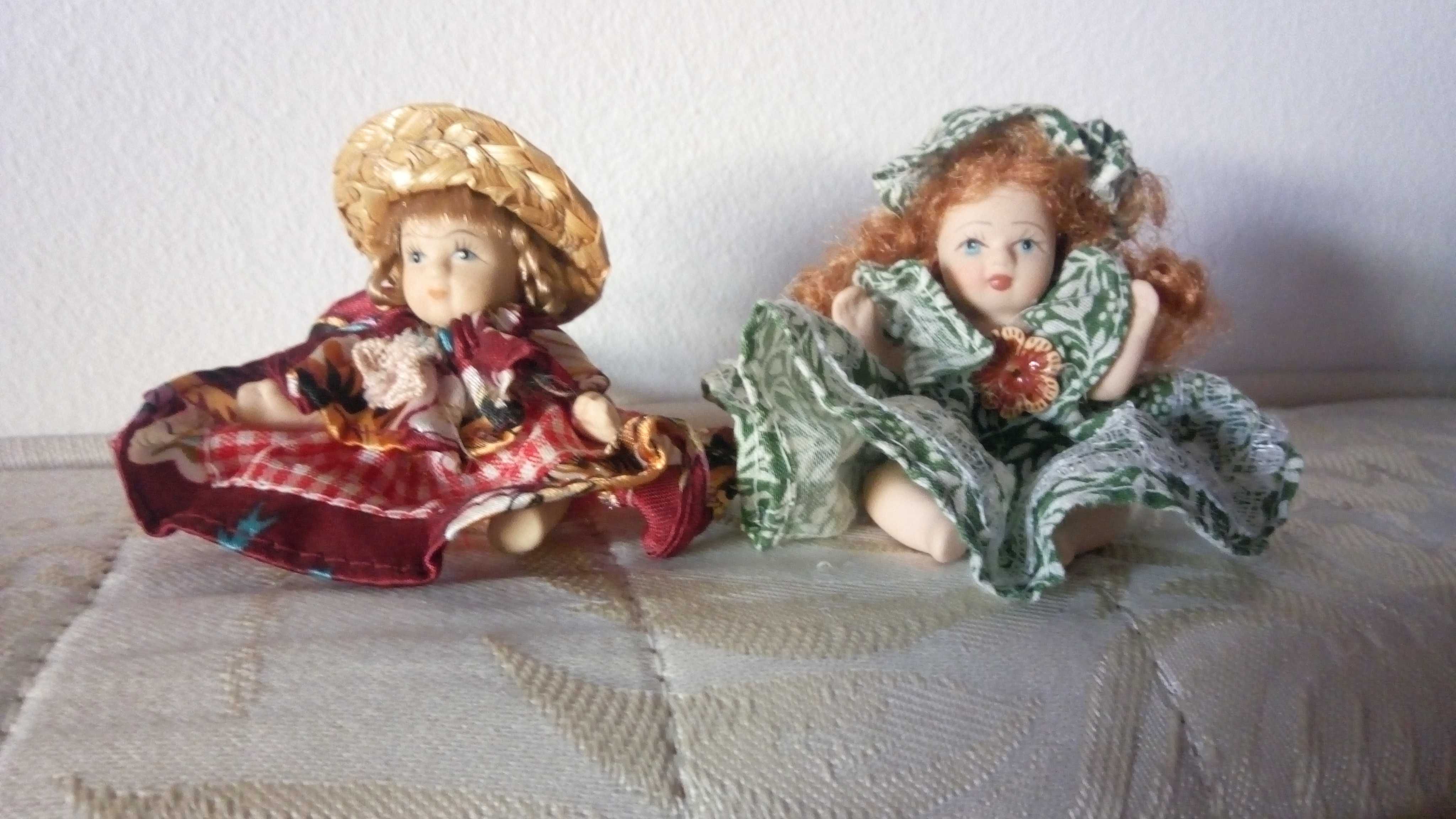 Bonecas miniaturas de porcelana coleção