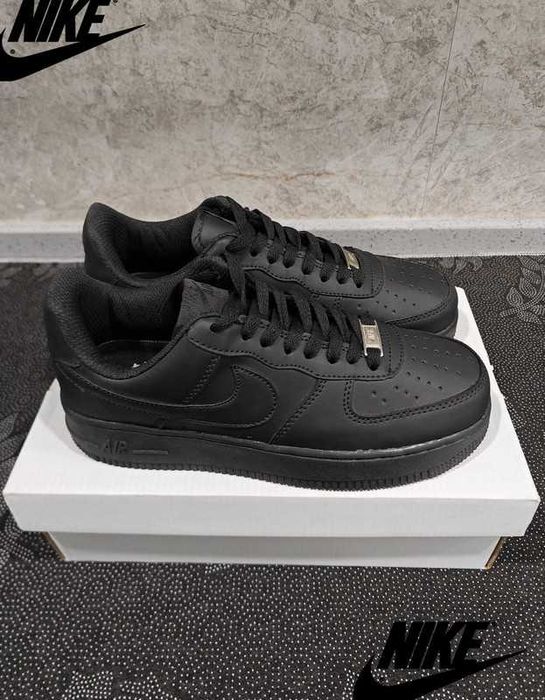 Buty meskie Mokasyny Nike_Air_Force_1_Low '07_Black R.42