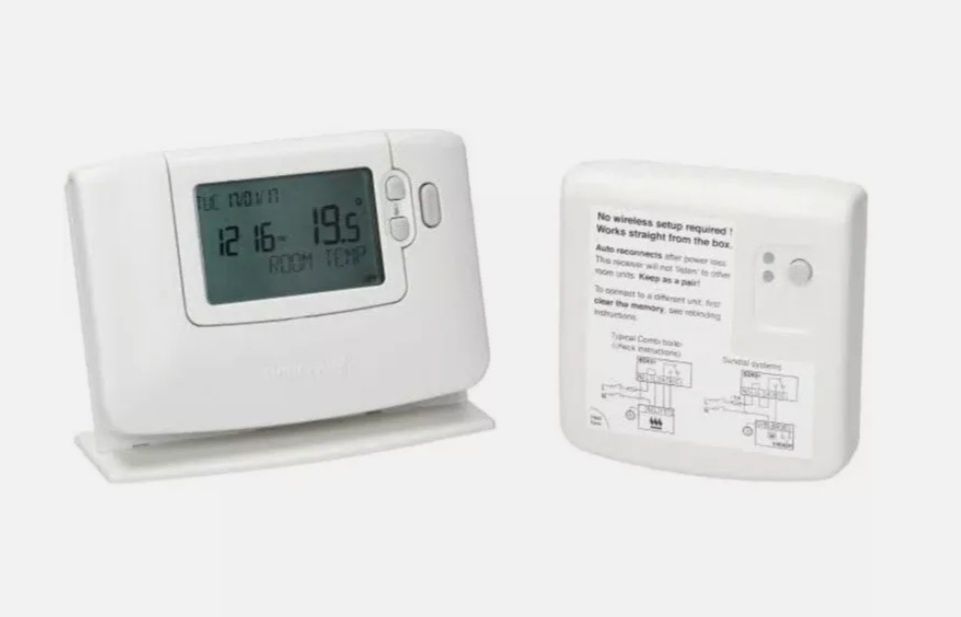 Беспроводной комнатный программируемый термостат Honeywell CM921A1042