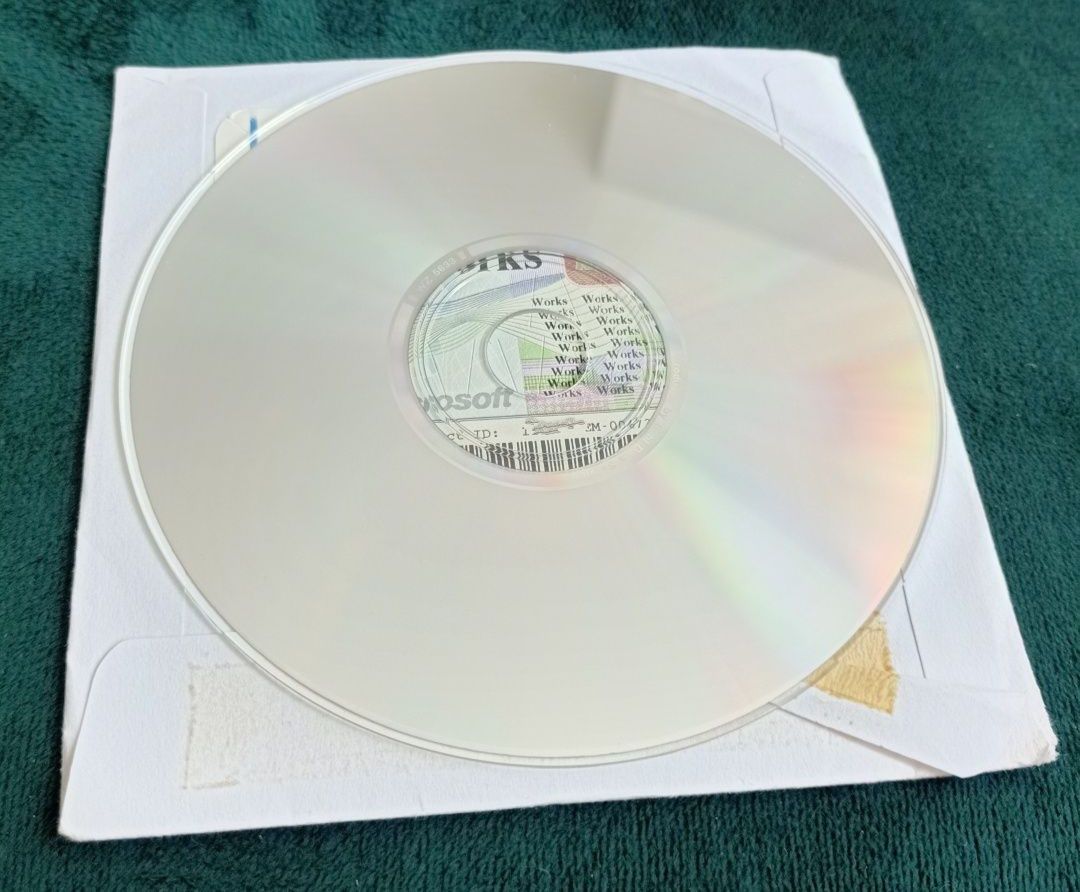 Microsoft Works 2000 - nowy płyta CD + certyfikat