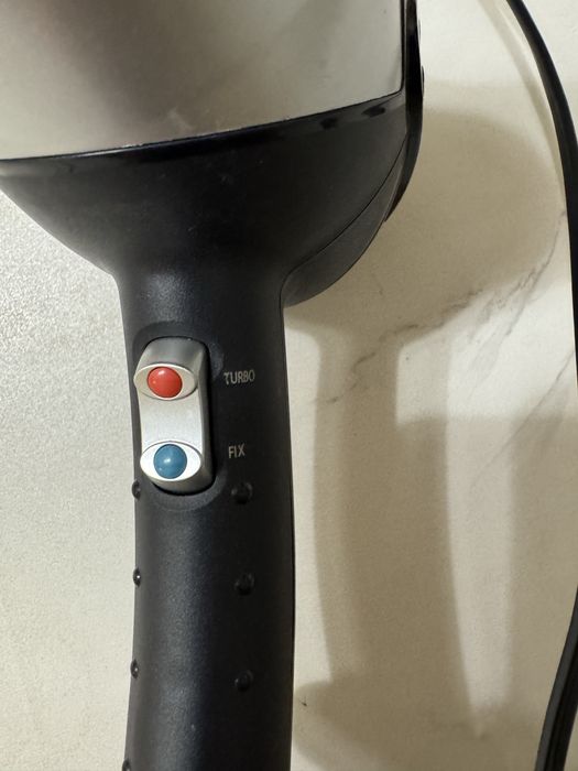 Продаме фен babyliss