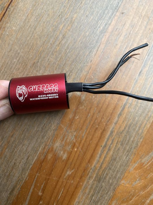 Silnik surpass-hobby 2435. 4800KV
