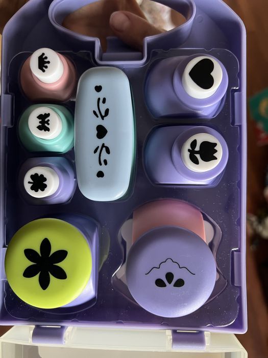 Фігурні дироколи,штамп