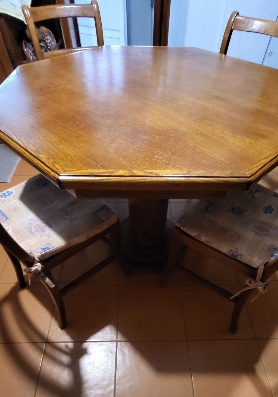 Mesa cozinha e 4 cadeiras