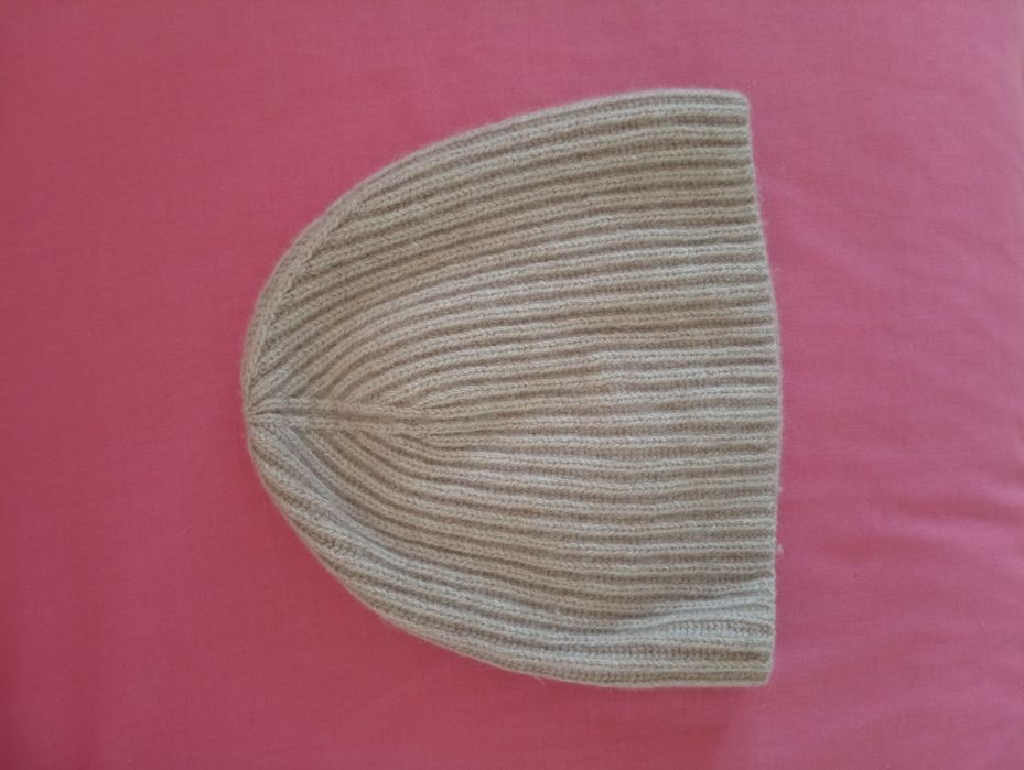 Czapka kaszmirowa COS