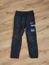Spodnie h&m 134 joggery NASA jogger