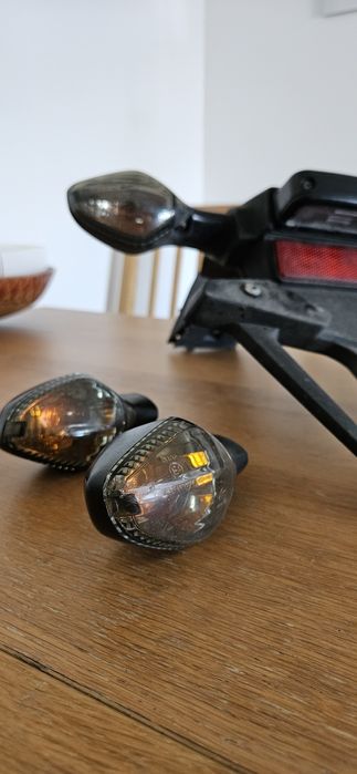 Suporte de matrícula + piscas originais CB650F 2014