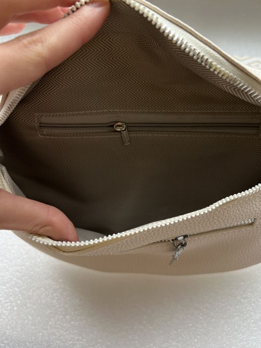 Бананка женская новая