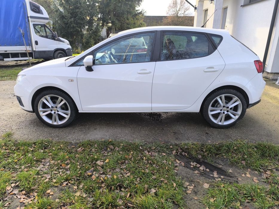 Seat Ibiza 1.6benzyna klima alu