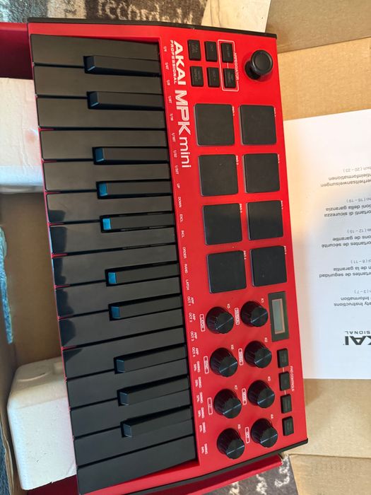Akai mpk Mini Red Special Edition